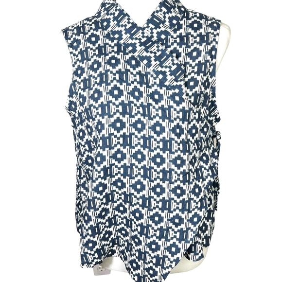Bryn Walker Koroyo Linen Navy and White Ikat Sleeveless Wrap Vest Size L - Picture 2 of 9